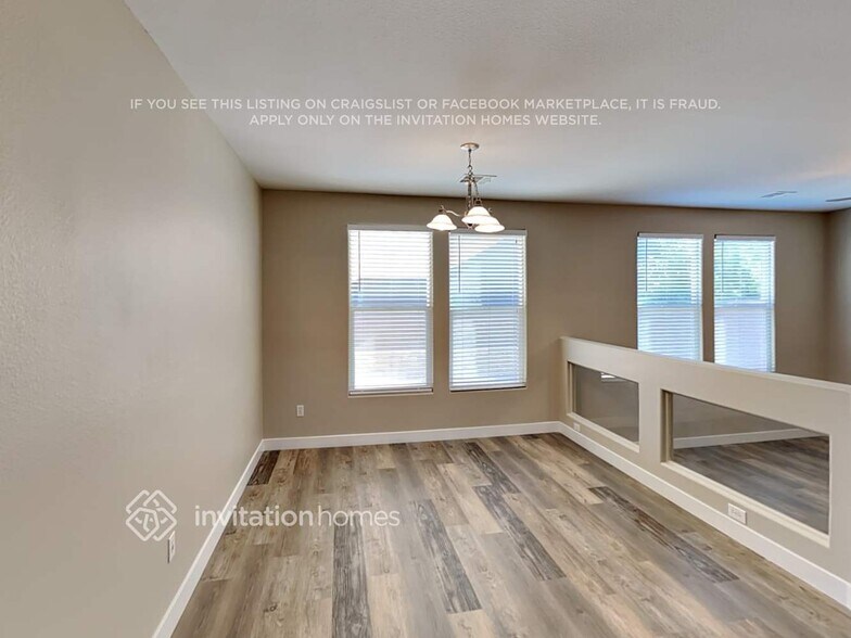 Building Photo - 9105 Doane Ave