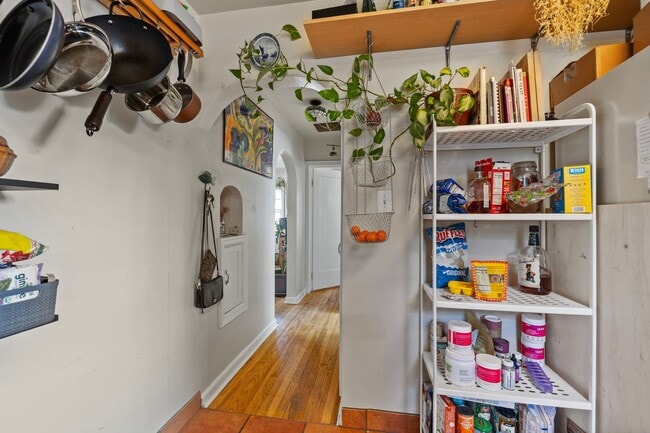 Building Photo - Excellent Main Floor Duplex Unit in Heart of Fort Collins!