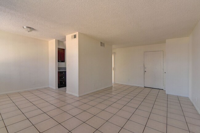 Building Photo - 3639 Kolendo Ct