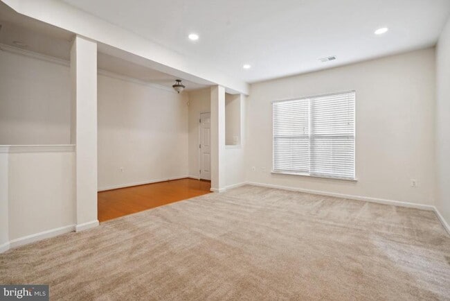 Building Photo - 4935 Chaste Tree Pl