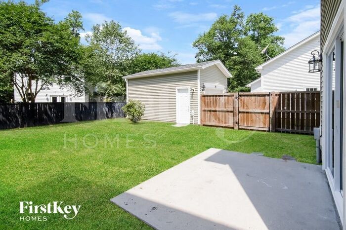 Building Photo - 2815 Pottinger Dr