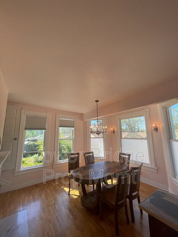 Building Photo - 3154 53rd St