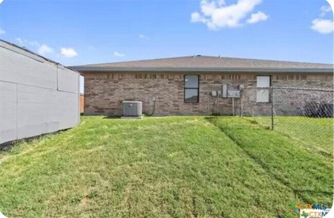 Building Photo - 5210 Morning Glen Ln