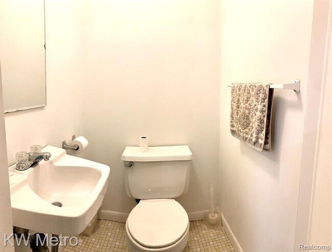 Building Photo - 2038 Mildred St