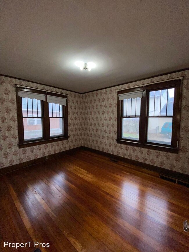 Building Photo - 4 br, 3 bath House - 802 West Franklin Street