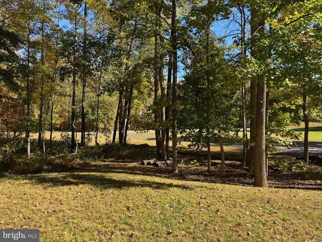 Building Photo - 5 Artillery Dr