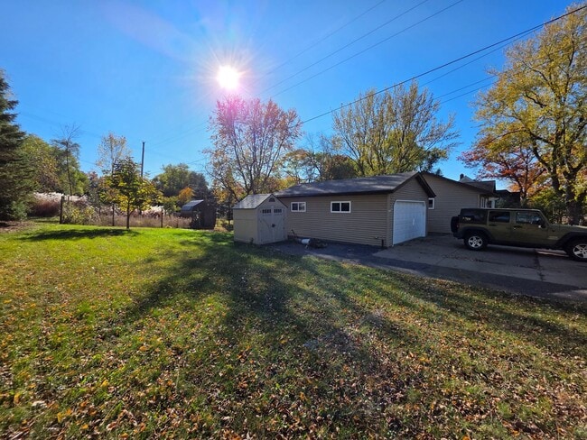 Building Photo - 2451 Harrison St