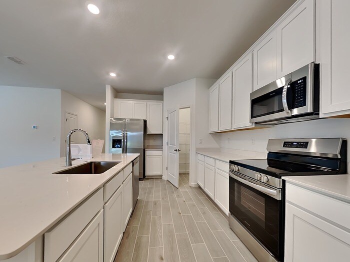 Building Photo - 9010 Latigo Ln