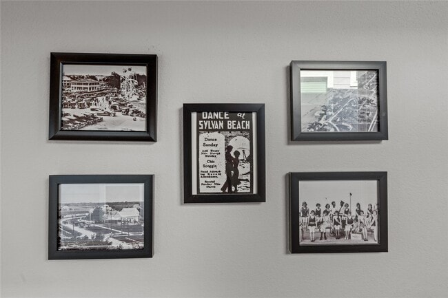 Building Photo - 715 Bayshore Dr