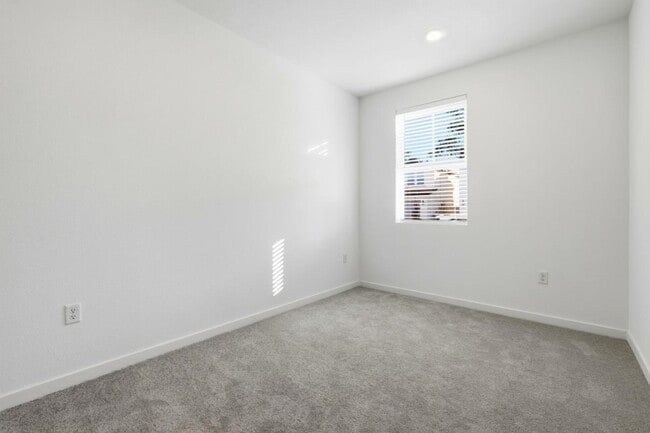 Building Photo - 7634 Flatbow Wy