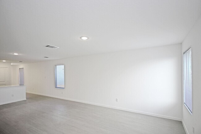 Building Photo - 7411 Spinel Way