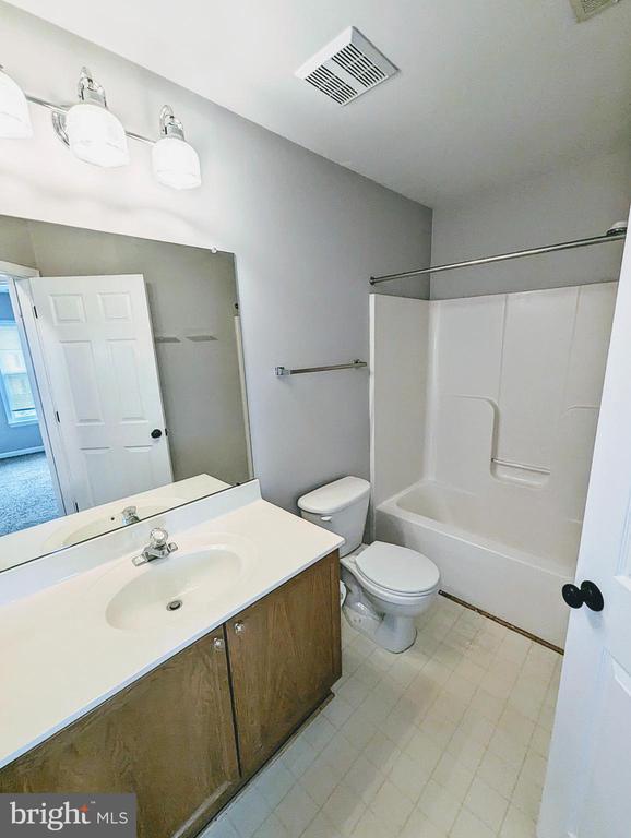 Building Photo - 121 Eagles Ridge
