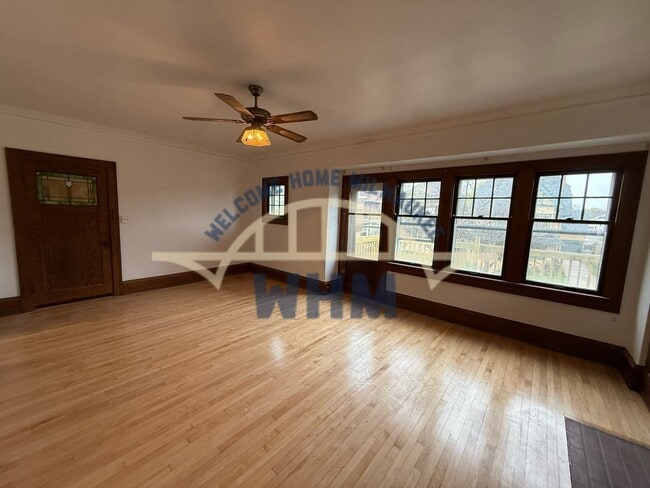 Building Photo - 1609 N 52nd St