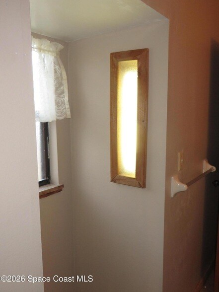 Building Photo - 1145 Horizon Ct