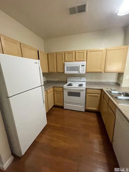 Building Photo - 200 Talus Way