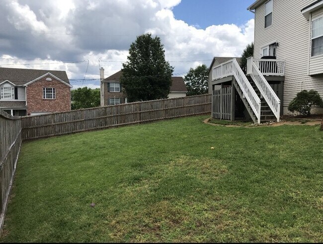 Building Photo - 800 Tintern Abbott Ct