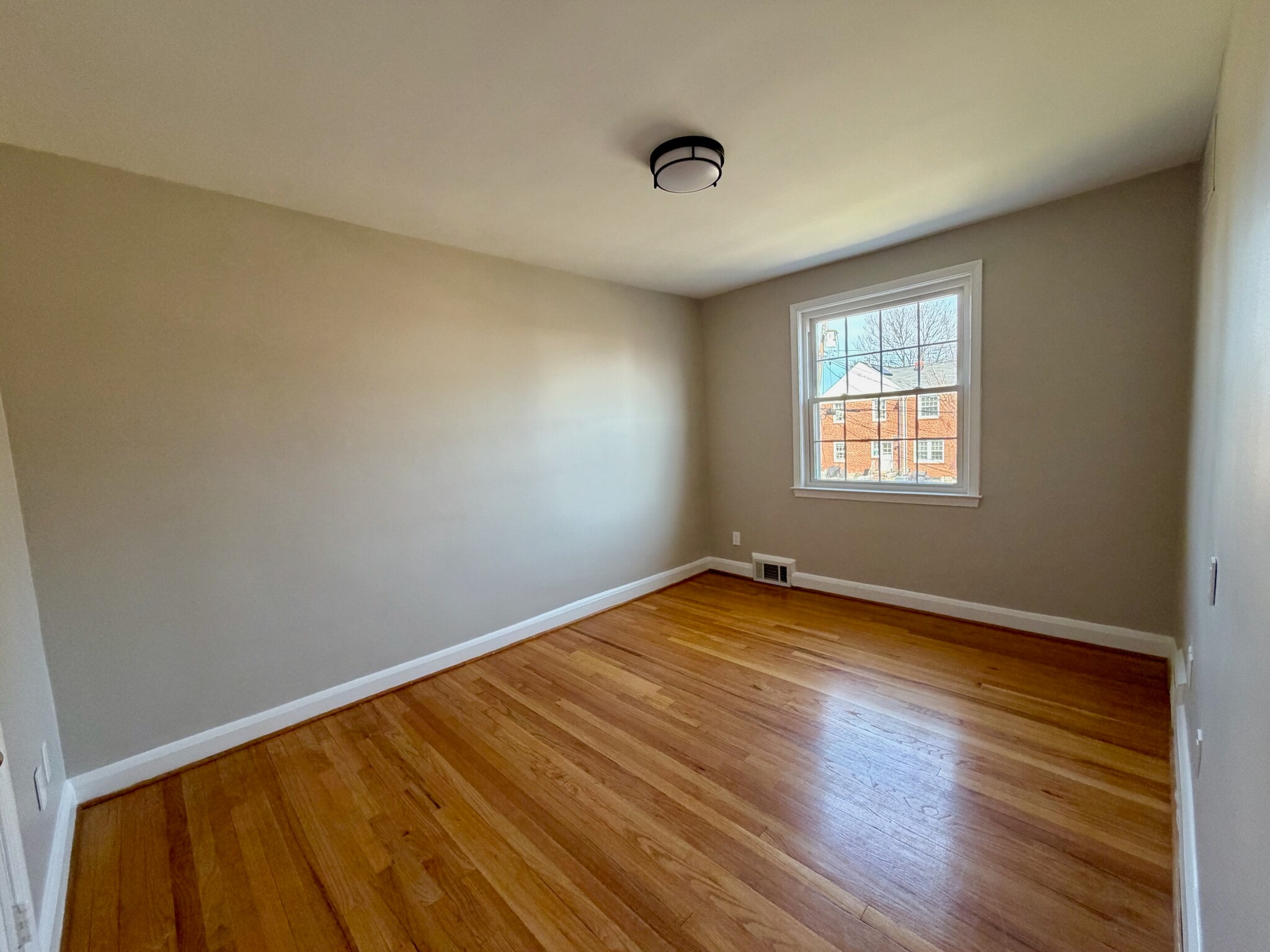 Building Photo - 1602 Glen Keith Blvd