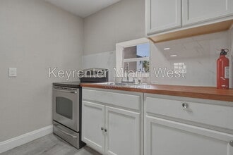 Building Photo - 2911 NW 132nd Terrace