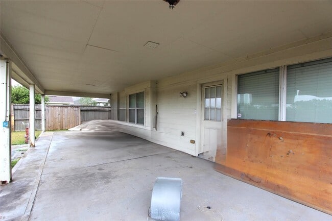 Building Photo - 10926 Great Hawk Ln