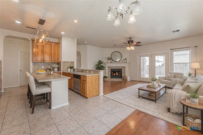 Building Photo - 514 Prospector Trl