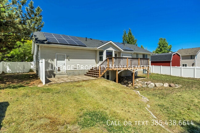 Building Photo - 13863 Kessler Peak Dr
