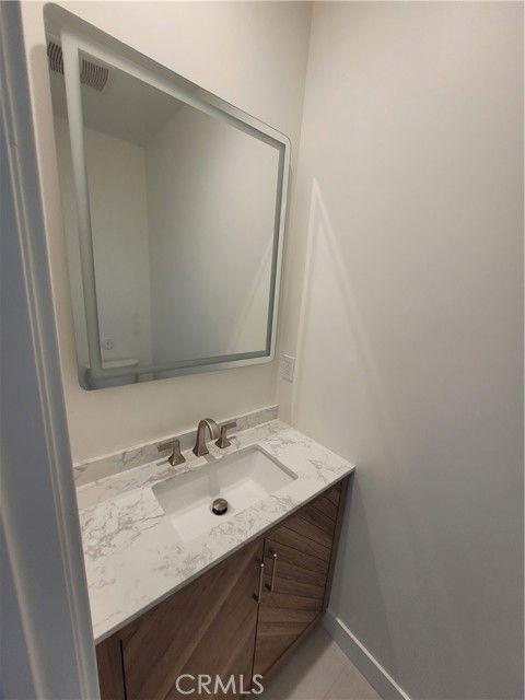 Building Photo - 8002 Shirley Ave