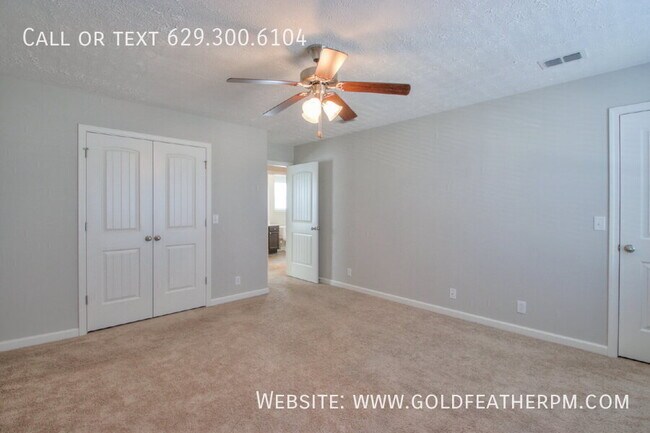 Building Photo - 3365 Tourmaline Dr