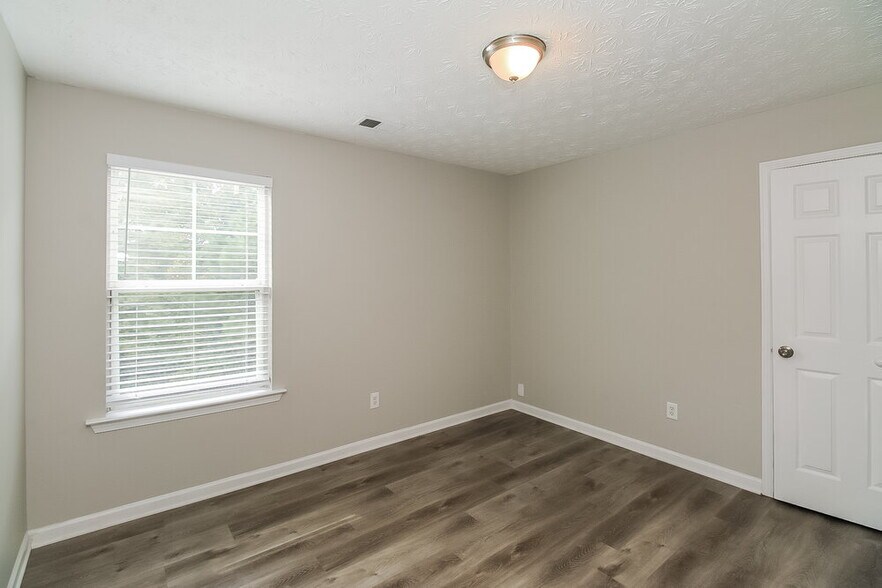 Building Photo - 2110 Liberty Heights