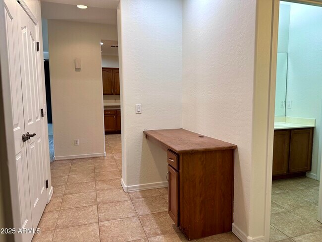 Building Photo - 4324 S Fireside Trail