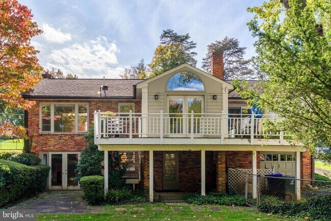 Building Photo - 3867 Chesterbrook Rd