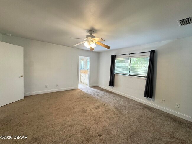 Building Photo - 1916 Seclusion Dr