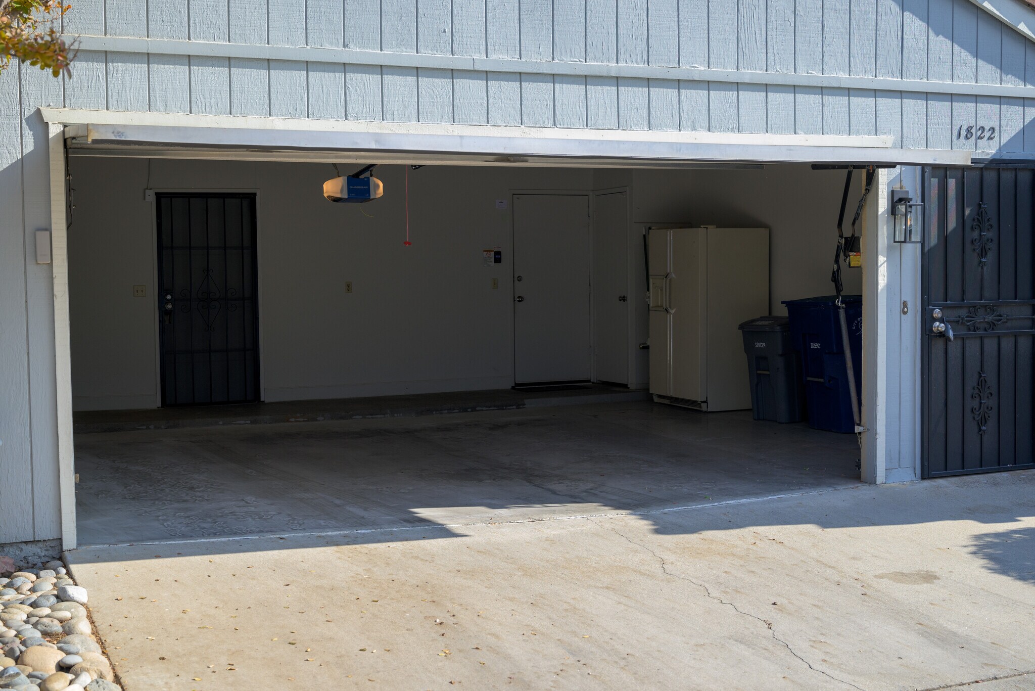 Building Photo - 1822 Cougar Ln