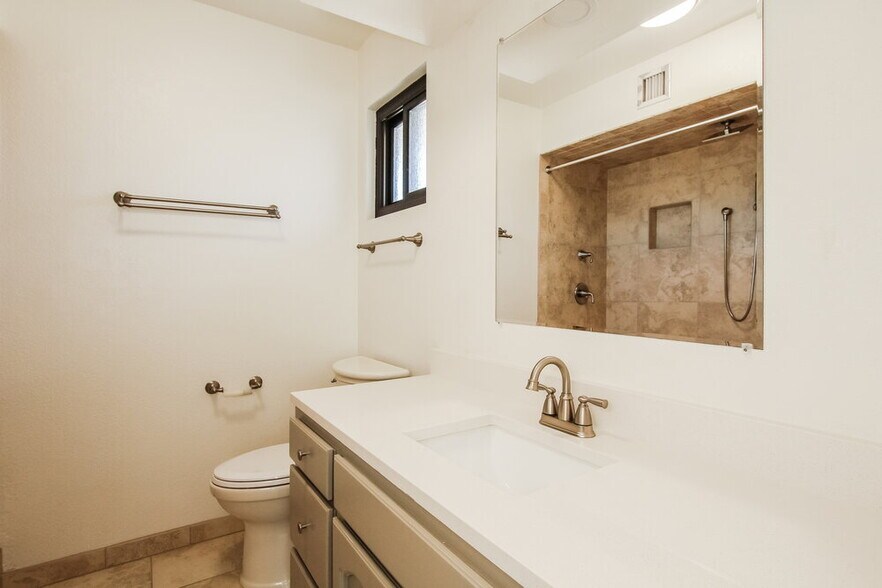 Building Photo - 17403 E San Marcus Dr