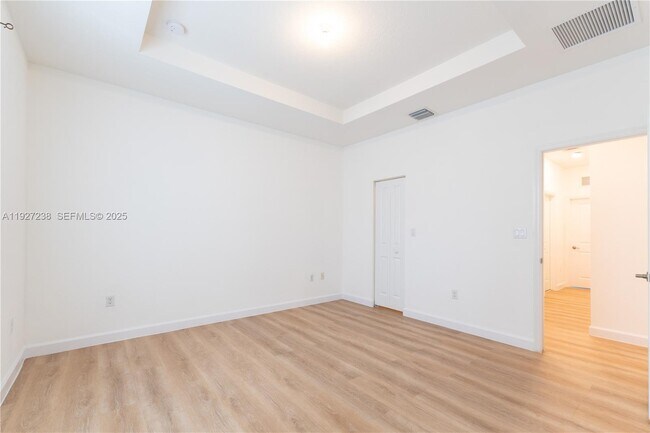 Building Photo - 25185 SW 108th Ave