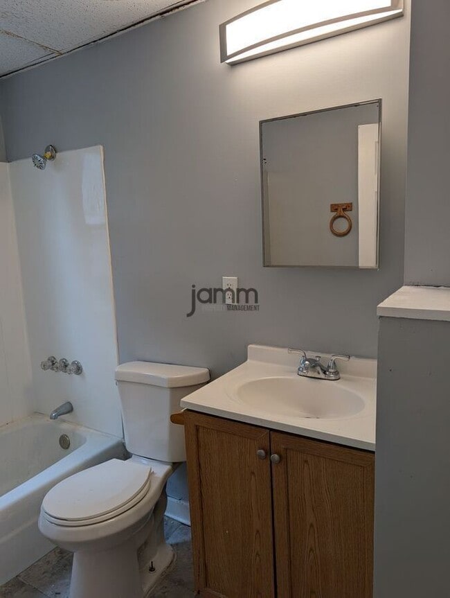 Building Photo - 10711 Joan Ave