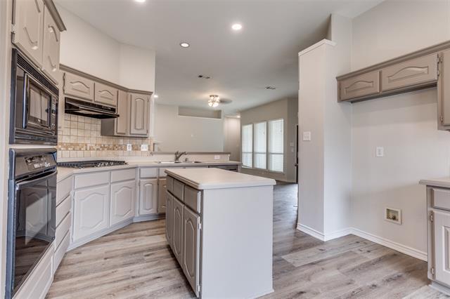 Building Photo - 529 Lochwood Dr