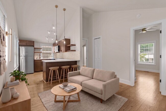 Building Photo - 2 Donnybrook Ave