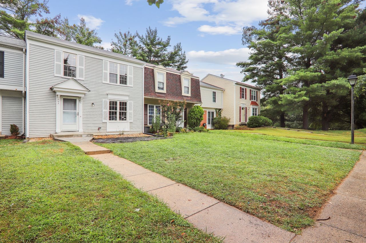 Building Photo - 18257 Smoke House Ct