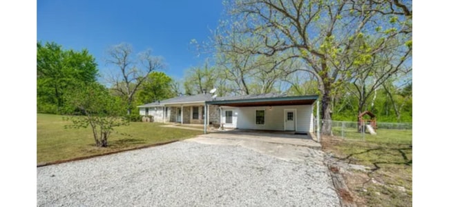 Building Photo - 2088 Co Rd 1215