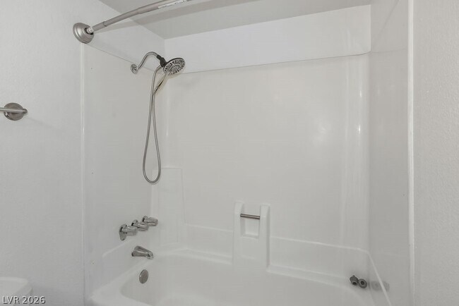 Building Photo - 3930 University Center Dr