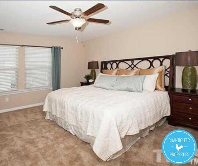 Building Photo - 1037 Grand Ridge Dr