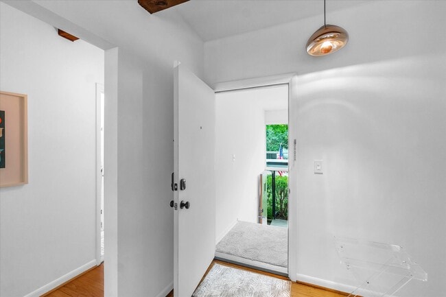 Building Photo - 1807 Fair St