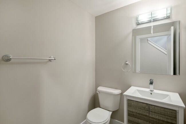 Building Photo - Brand New Luxury Apartment Brewerytown