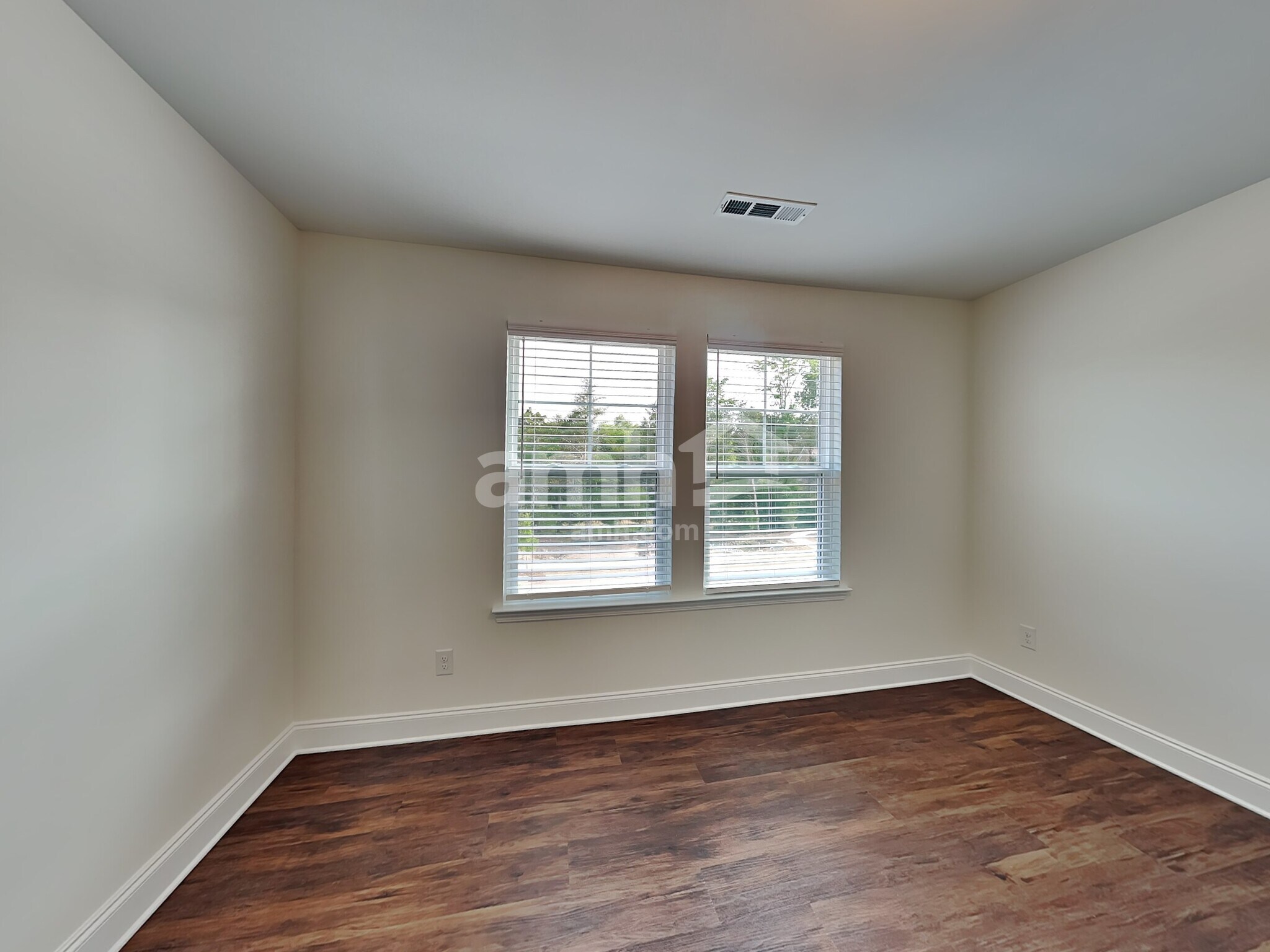 Building Photo - 5904 Hagar Vly Dr