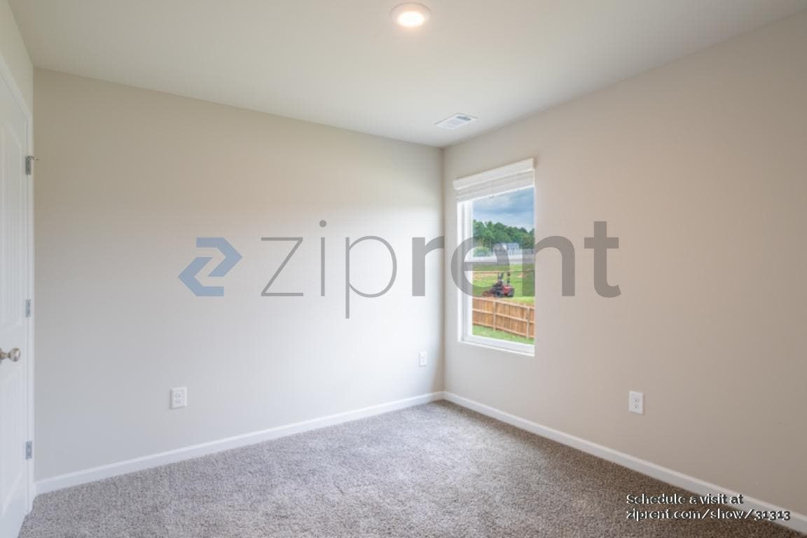 Building Photo - 501 Brady Dr