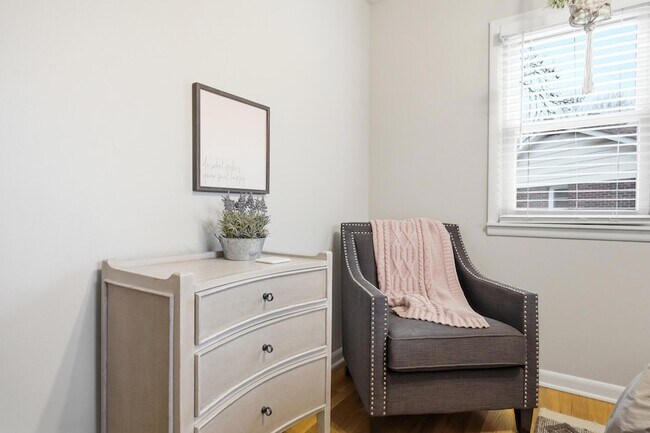 Building Photo - 2609 Wee Wynd