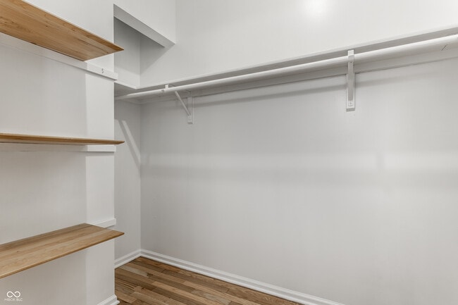 Building Photo - 1509 N New Jersey St