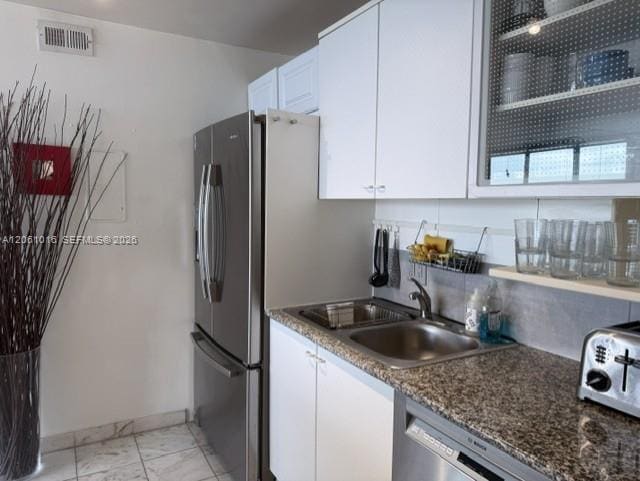 Building Photo - 1440 Brickell Bay Dr