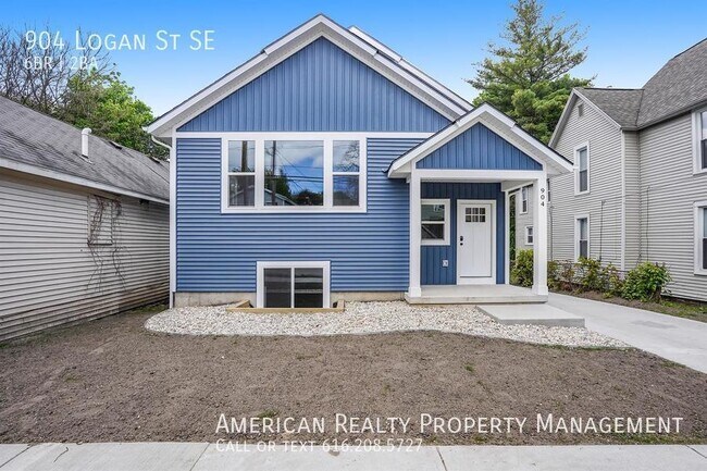 Primary Photo - 904 Logan St SE