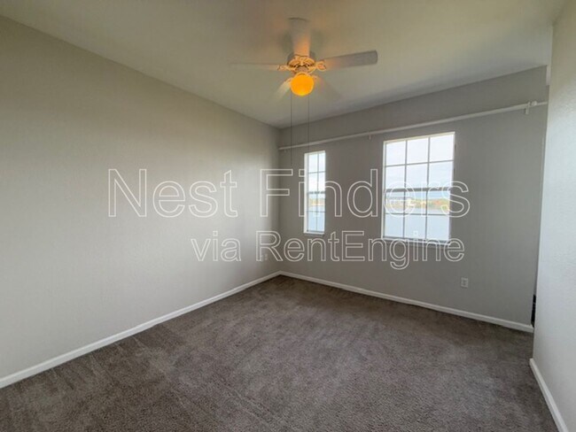 Building Photo - 10075 Gate Pkwy N